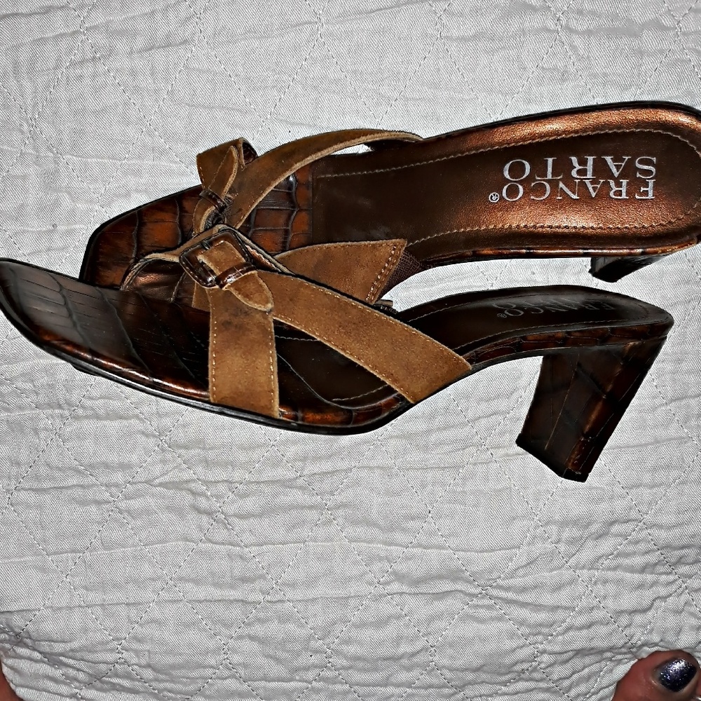 Sandals w/ 2 inch heels 8 M